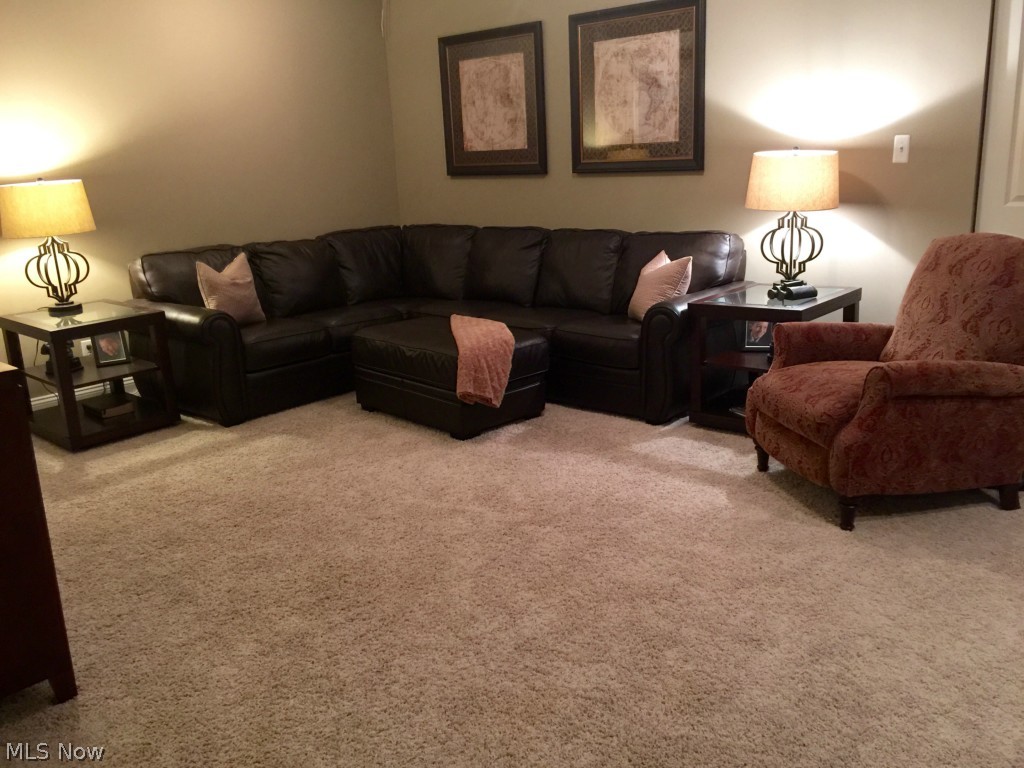 Rolling Green #3 - Residential