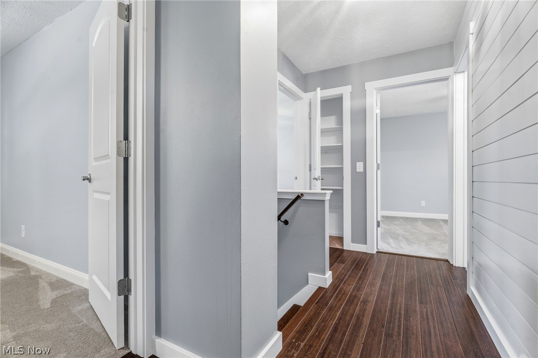 Irish Oaks - Residential