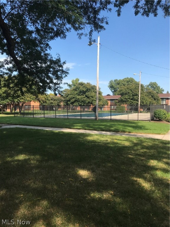 Northwoods Condo - Residential