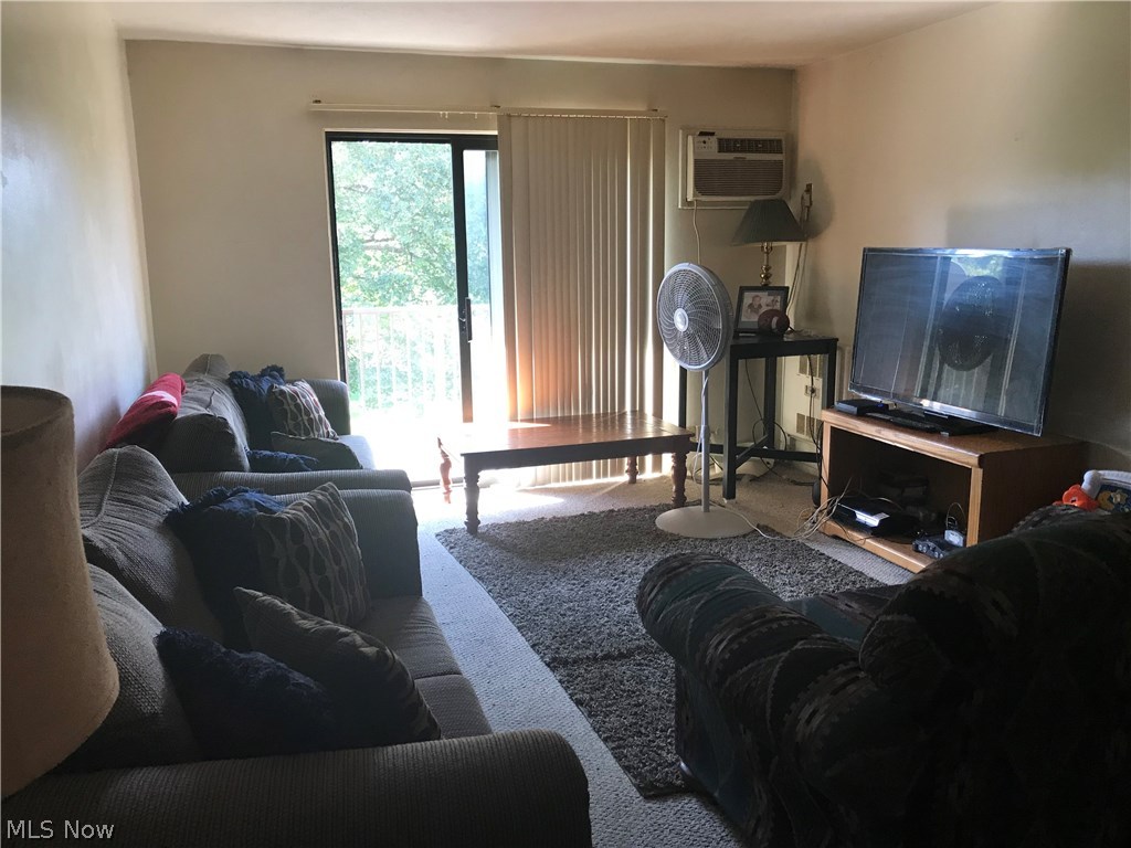 Northwoods Condo - Residential