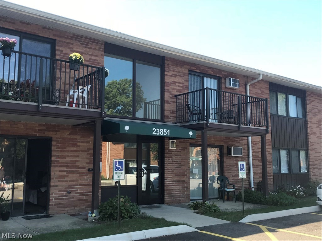 Northwoods Condo - Residential