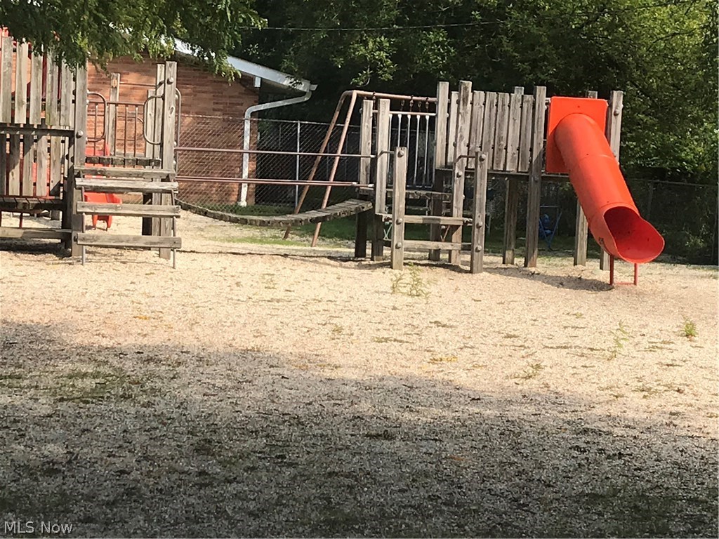 Northwoods Condo - Residential