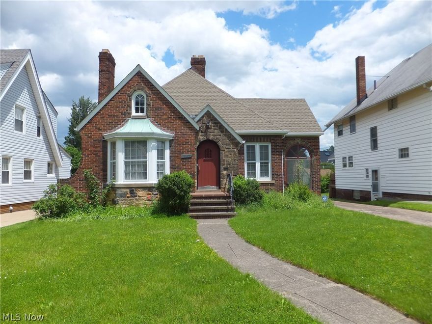 Brick/Stone Cape Cod Located In The Heart Of South Hills,2 bedrooms w/huge dormer up approx 39x24 room for 2 bedrooms & full bath,living room w/fireplace,hardwood floors,natural woodwork,cedar closet,side porch,newer furnace & central air,h.w. tank 3yrs,updated 100amp electric panel box,rec room w/gas fireplace,glass block windows,fenced yard,newer roof,2 car garage w/opener