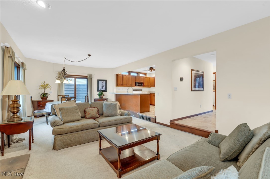 4502 Edgewater Drive