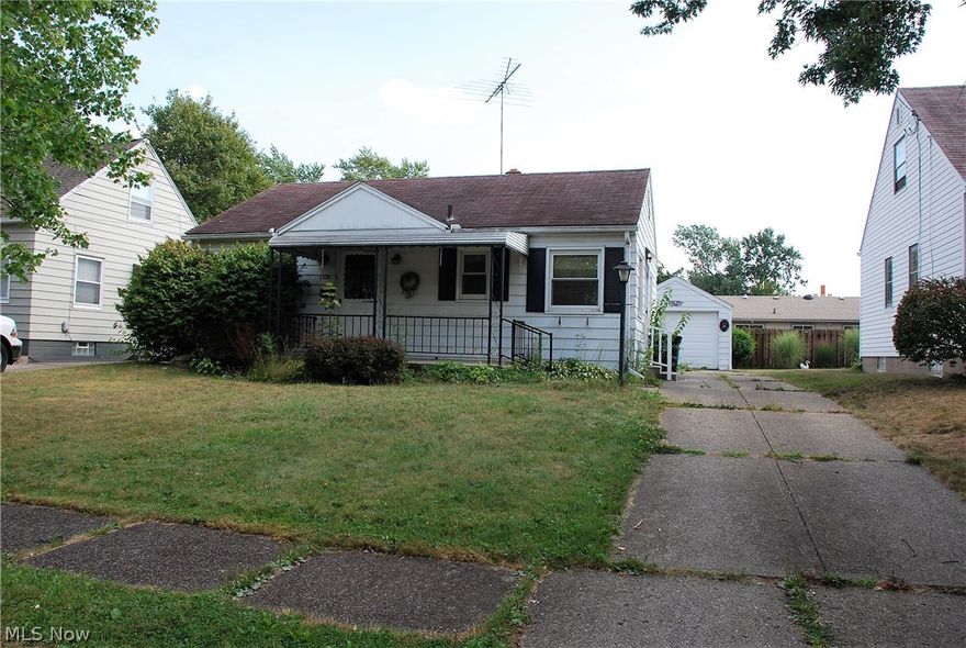 Awesome Ranch Home w/ nice yard & garage, 2 nice sized bedrooms w/ full bath on 1st floor & shower bath on lower level in the large finished portion of the basement which appears dry & just needs some TLC! The first floor Living Spaces are all beautiful hardwood flooring throughout including the bedrooms, hallway & large Living Room! Bathroom is fresh & bathtub has a tile shower surround in great condition! The Eat-In kitchen is bright, clean & has an awesome area for a kitchen table w/ Dining Light & flanked by windows. A side entry door leads to either the kitchen or the basement lower level, great for grilling or entertaining! The basement level has old VCT tiles on the floor but appear to come up easily or go over w/ new flooring. High Efficient Furnace System is recently new & the home has a functional central air conditioning system with a newer water heater tank. The garage has great storage capabilities & is in good condition, there is an electric opener but wasn't being used b
