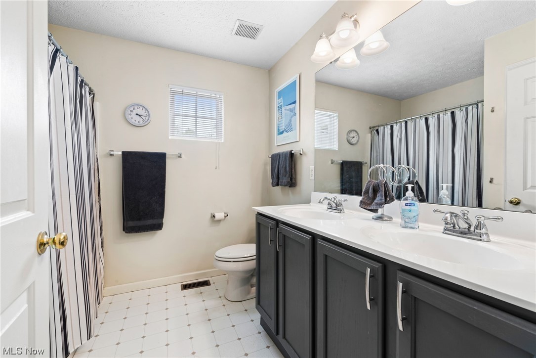 Emerald Estates 06 - Residential