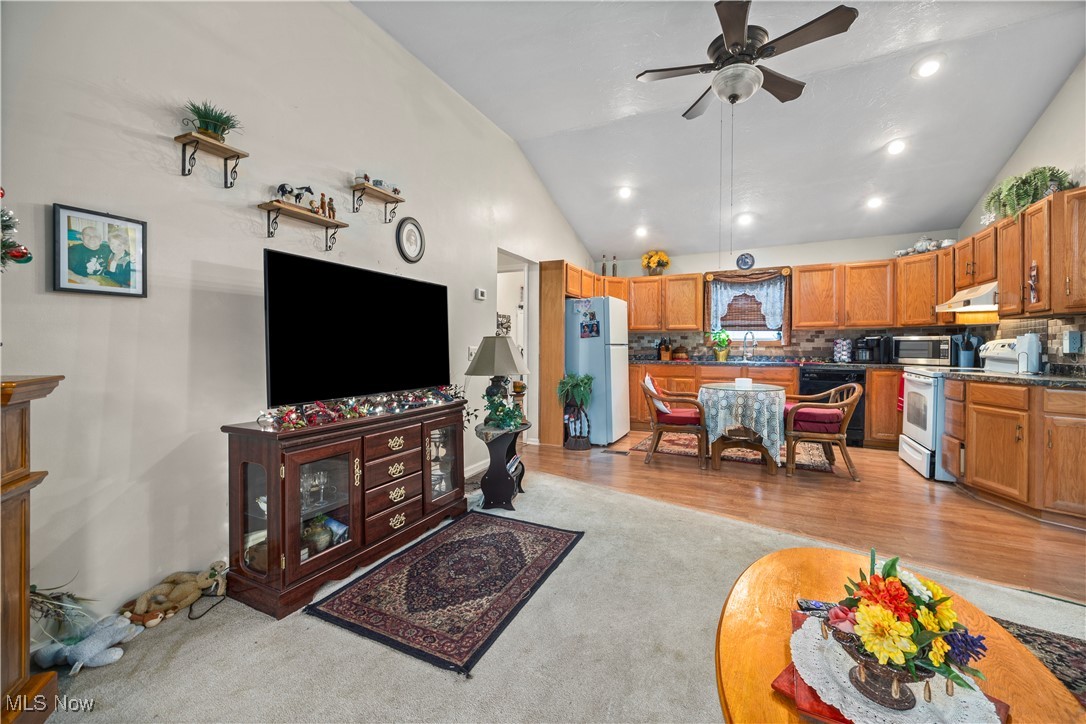 6610 Lear Nagle Road #26, North Ridgeville, Ohio image 10