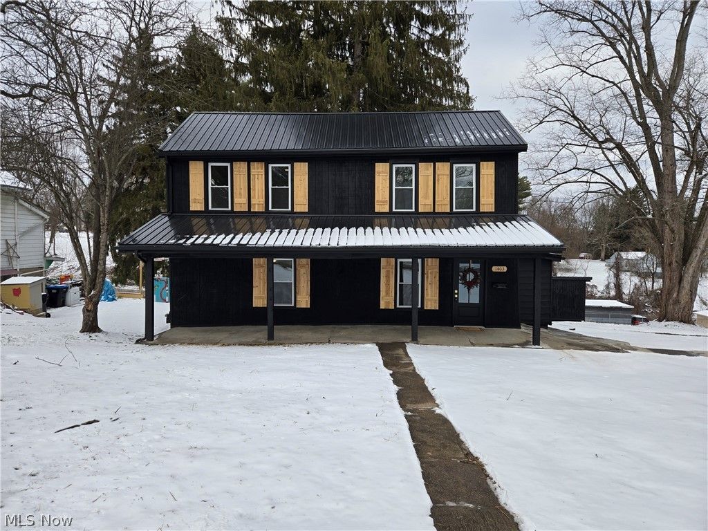 Photo of 1403 Playford Avenue, Zanesville, OH 43701 (MLS # 5187658)