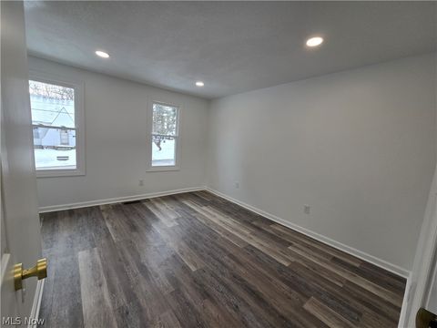 Tiny photo for 1403 Playford Avenue, Zanesville, OH 43701 (MLS # 5187658)