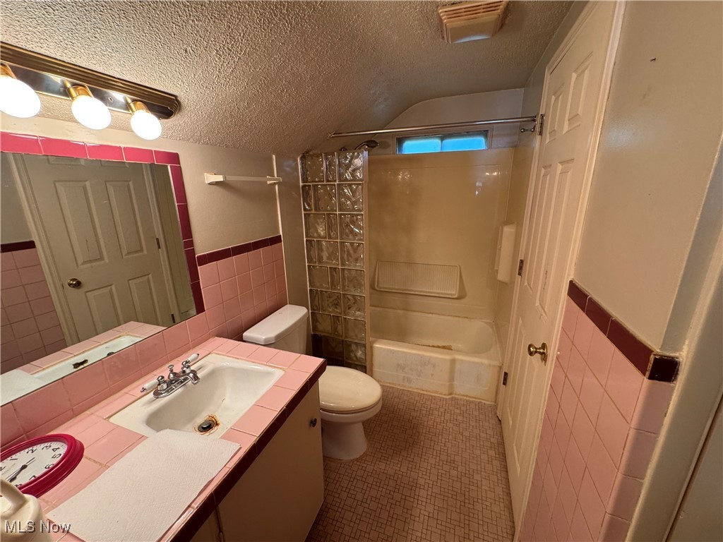 Golf Lands Estates - Residential