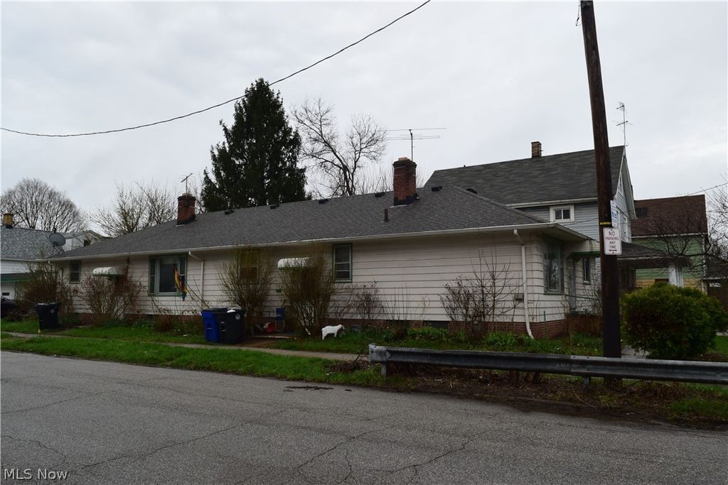 Photo of 6210 Heisley Avenue, Cleveland, OH 44105 (MLS # 5198512)