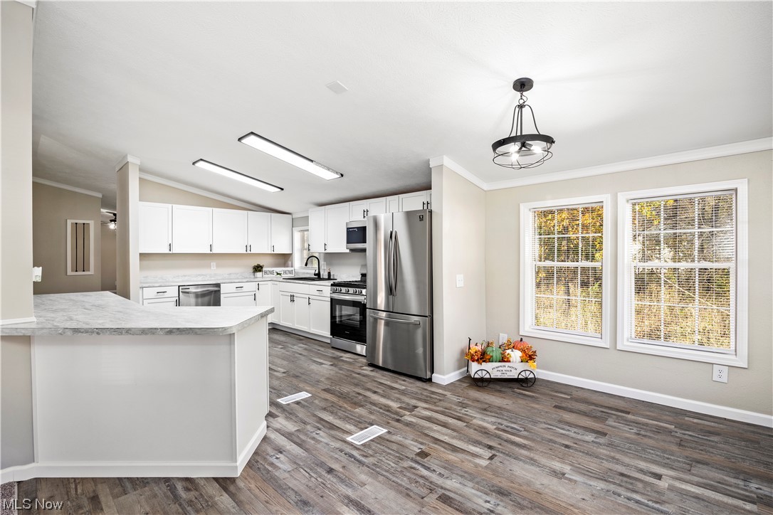 Lorain Stone - Residential