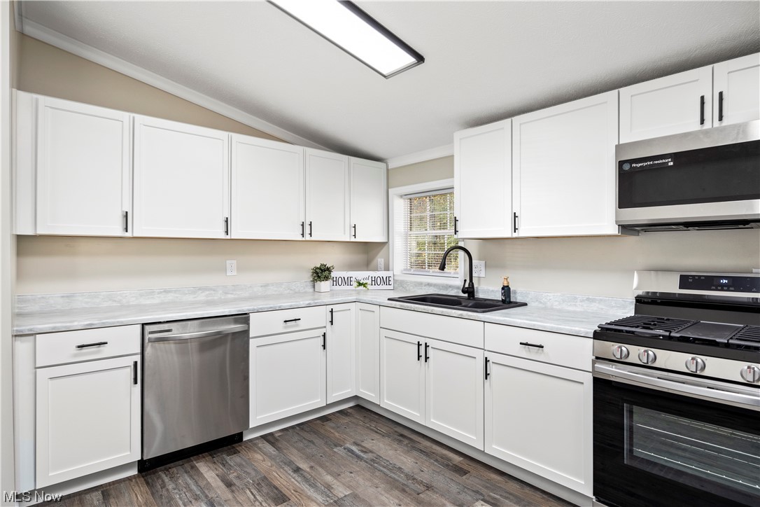 Lorain Stone - Residential