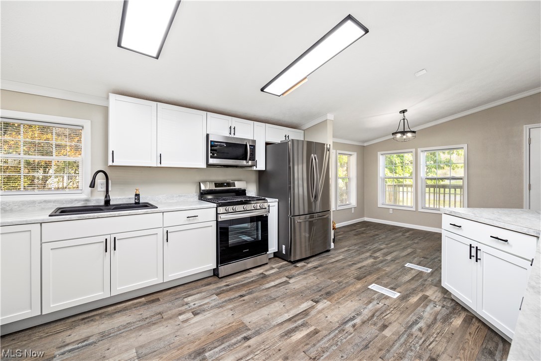 Lorain Stone - Residential