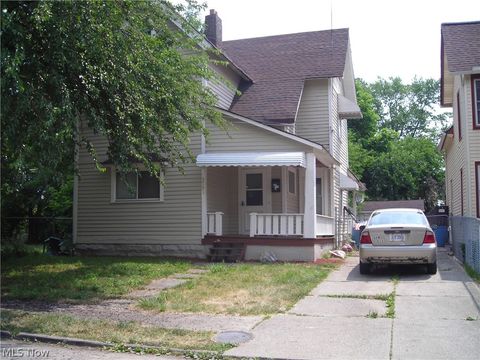 Duplex in Cleveland OH 3791 22nd Place.jpg