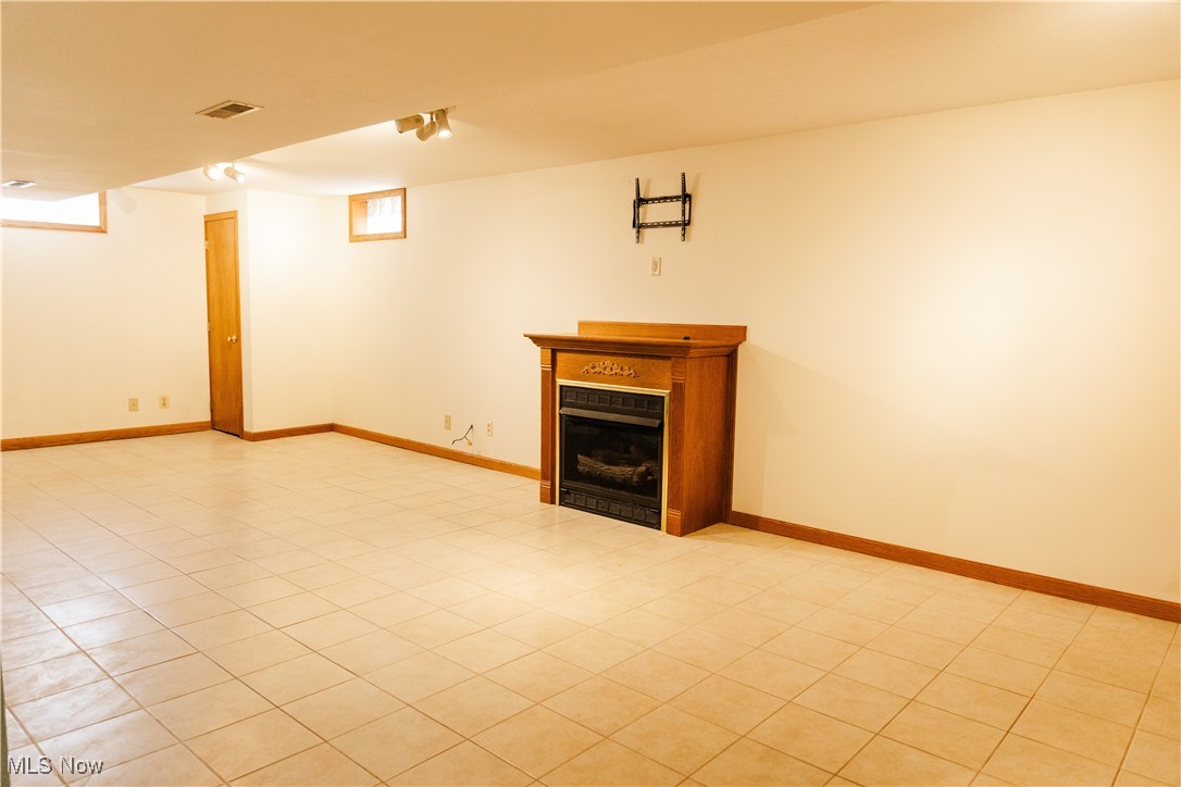 Castle West Estates 02 - Residential