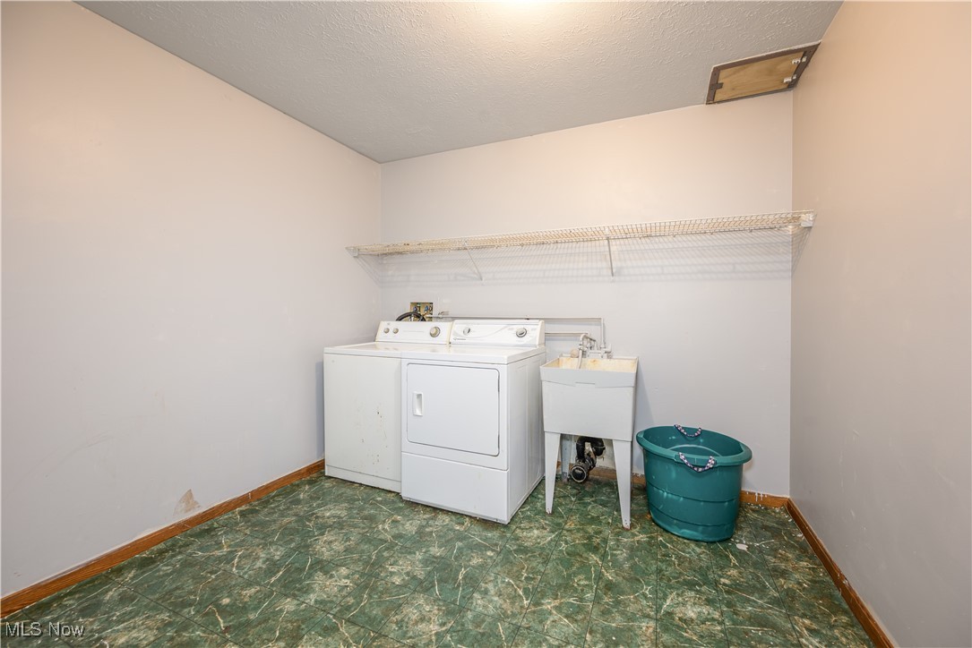 Pine Mill Ridge Condo - Residential