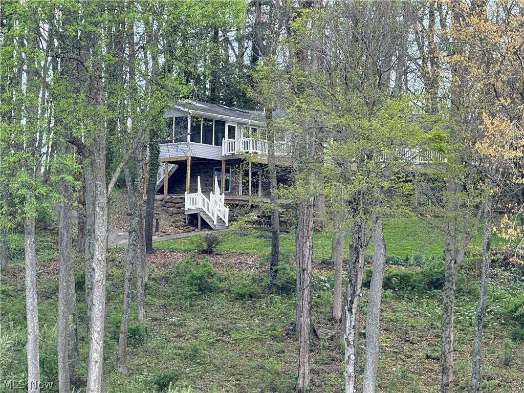 2594 W BUCKHORN Drive