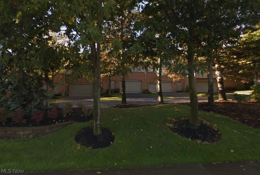 Ten Courts Condo - Residential