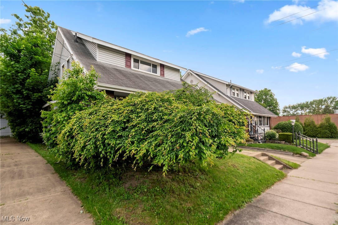 494 W Columbia Street, Alliance, Ohio image 23