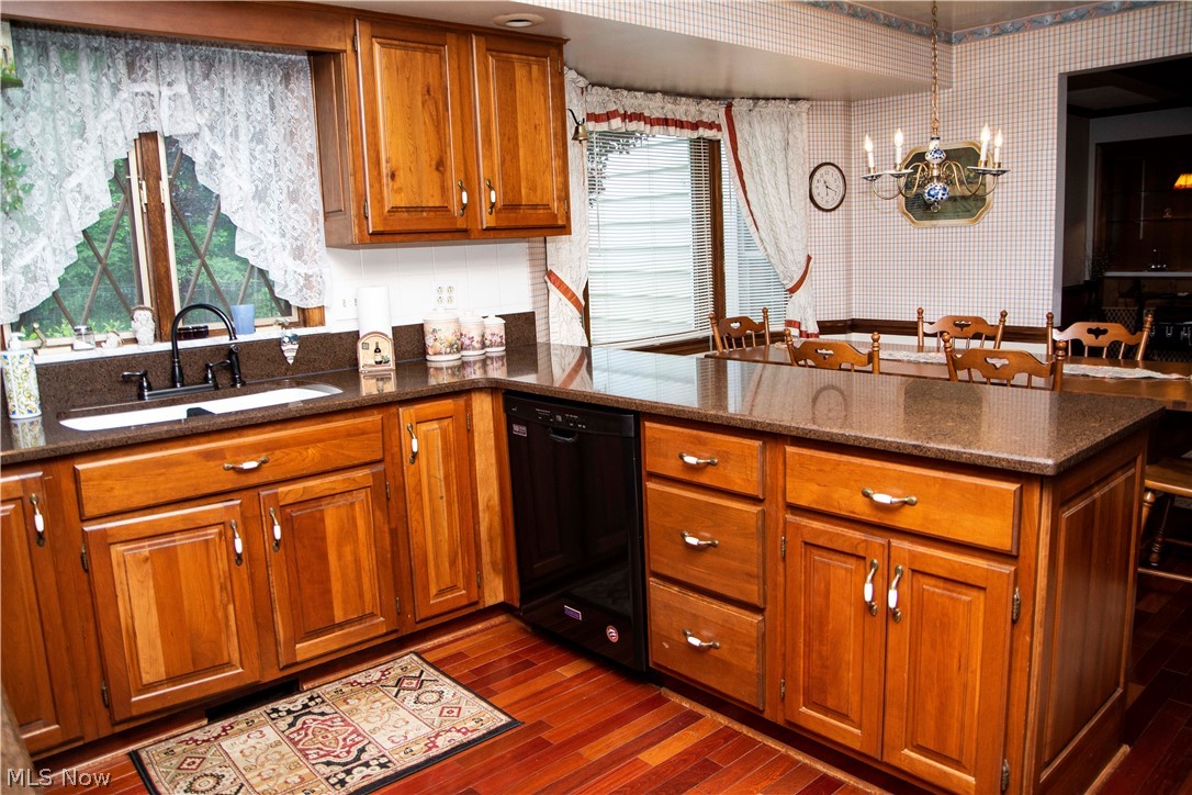 City/Canfield - Residential