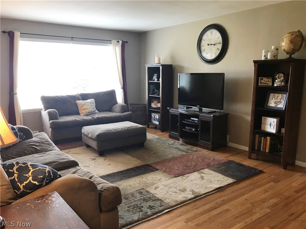 D Neros - Residential