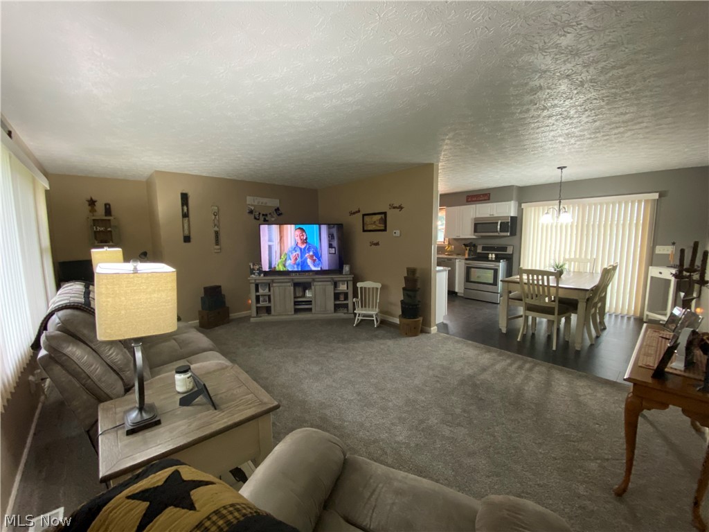 J E Cooks - Residential