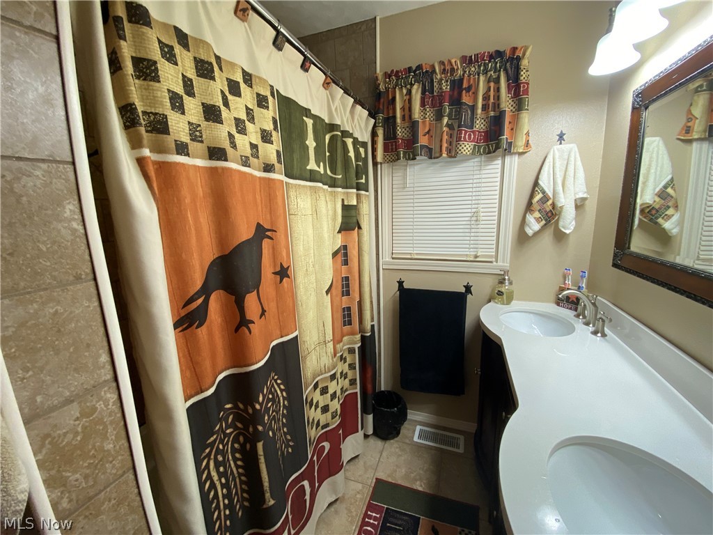 J E Cooks - Residential