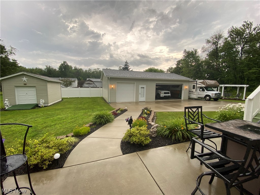 J E Cooks - Residential