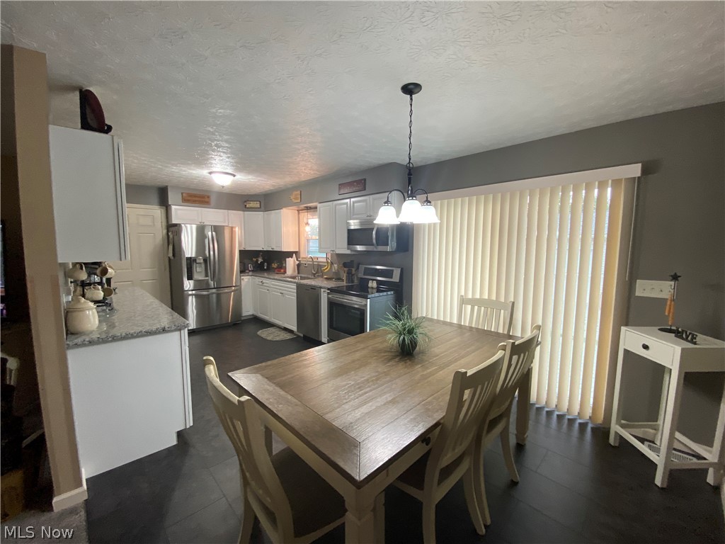 J E Cooks - Residential