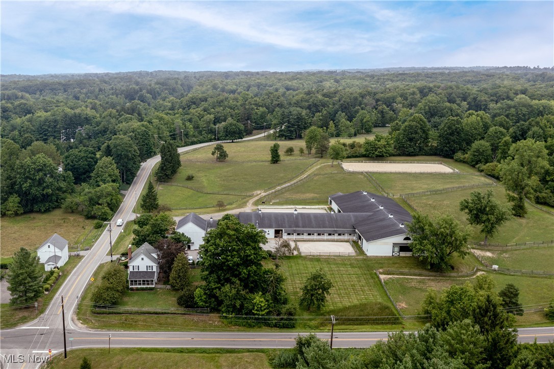 View Russell, OH 44022 property