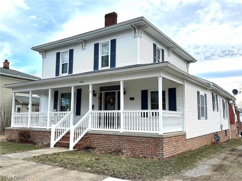 Homes For Sale - 226 S Elm Street<br/> Columbiana, OH 44408