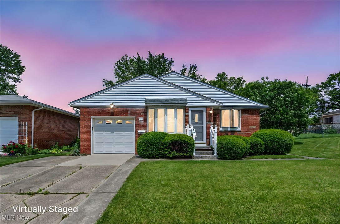 435 Roanoke Avenue, Cuyahoga Falls, Ohio image 1