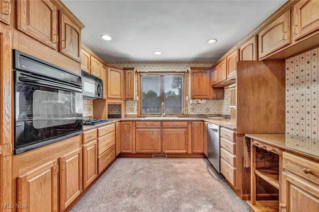 435 Roanoke Avenue, Cuyahoga Falls, Ohio image 13