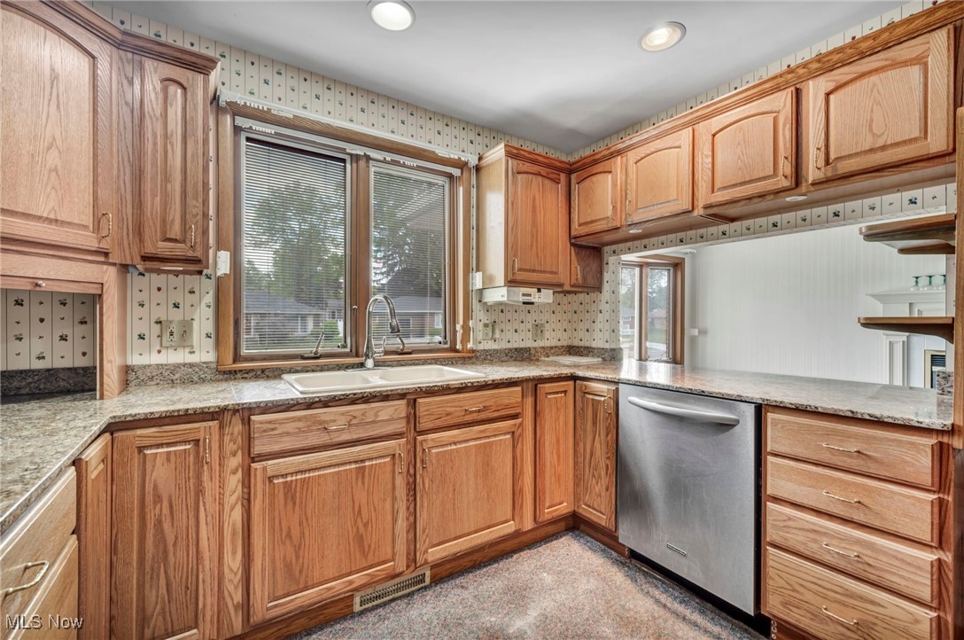 435 Roanoke Avenue, Cuyahoga Falls, Ohio image 15