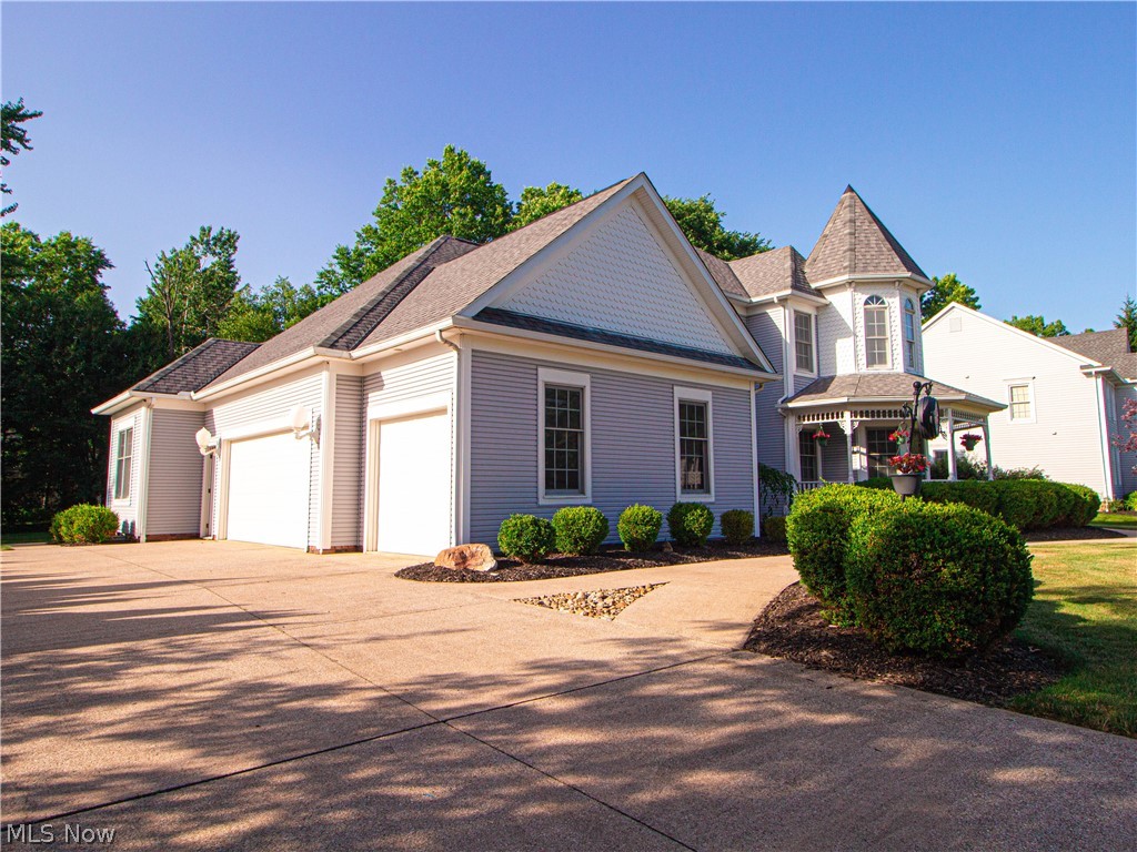 40 Steepleview Drive