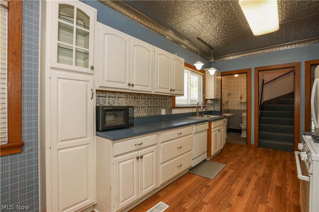 B & M - Residential