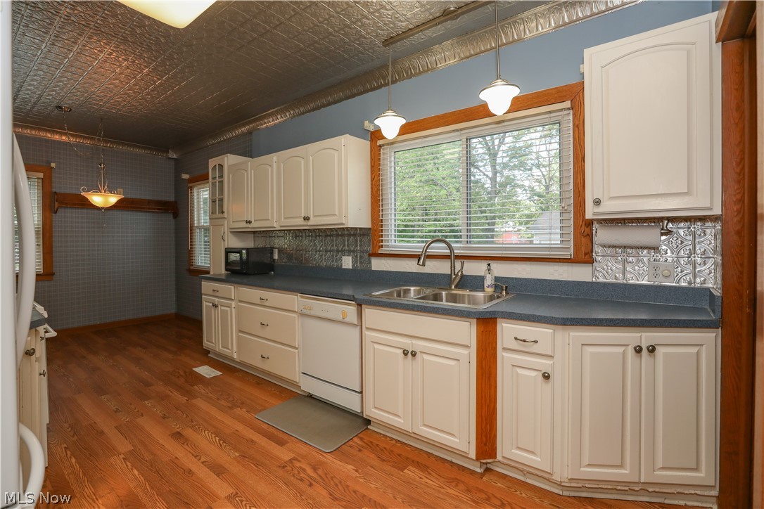 B & M - Residential