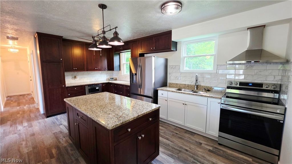 Photo of 36 Suzanne Street, Little Hocking, OH 45742 (MLS # 5210749)