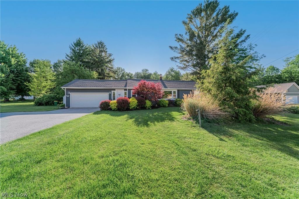 Photo of 543 N Lake Street, Madison, OH 44057 (MLS # 5213843)