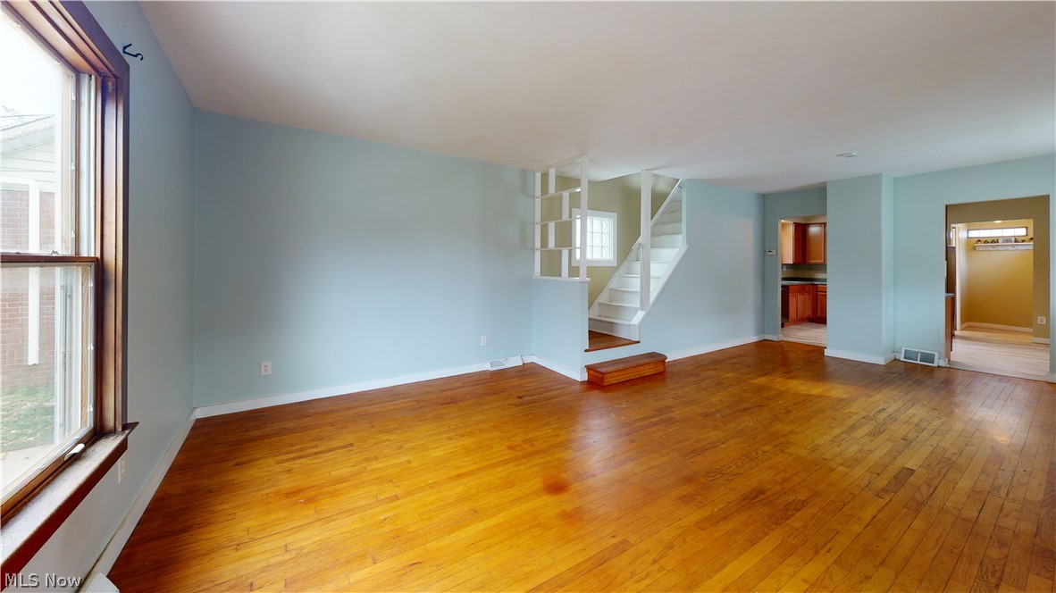 Original Town Of Grandon - Residential