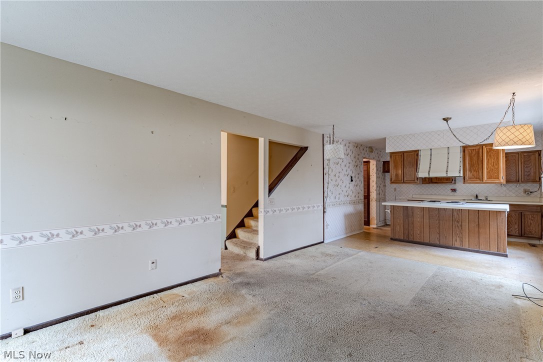 The Villages Condo - Residential