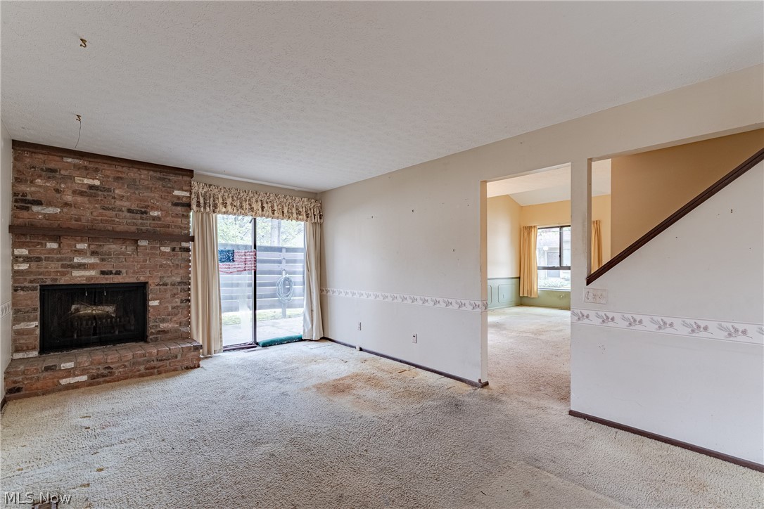 The Villages Condo - Residential