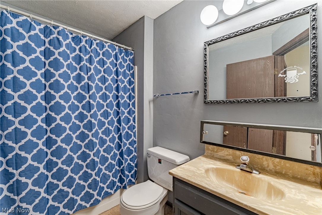 The Villages Condo - Residential