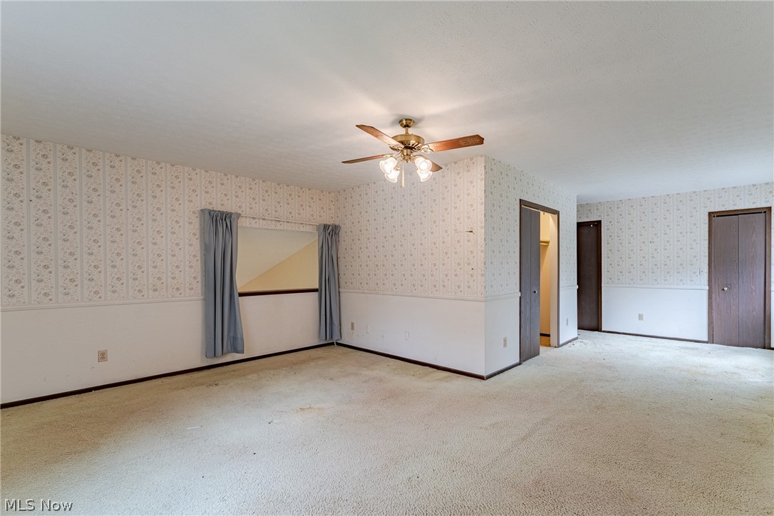 The Villages Condo - Residential