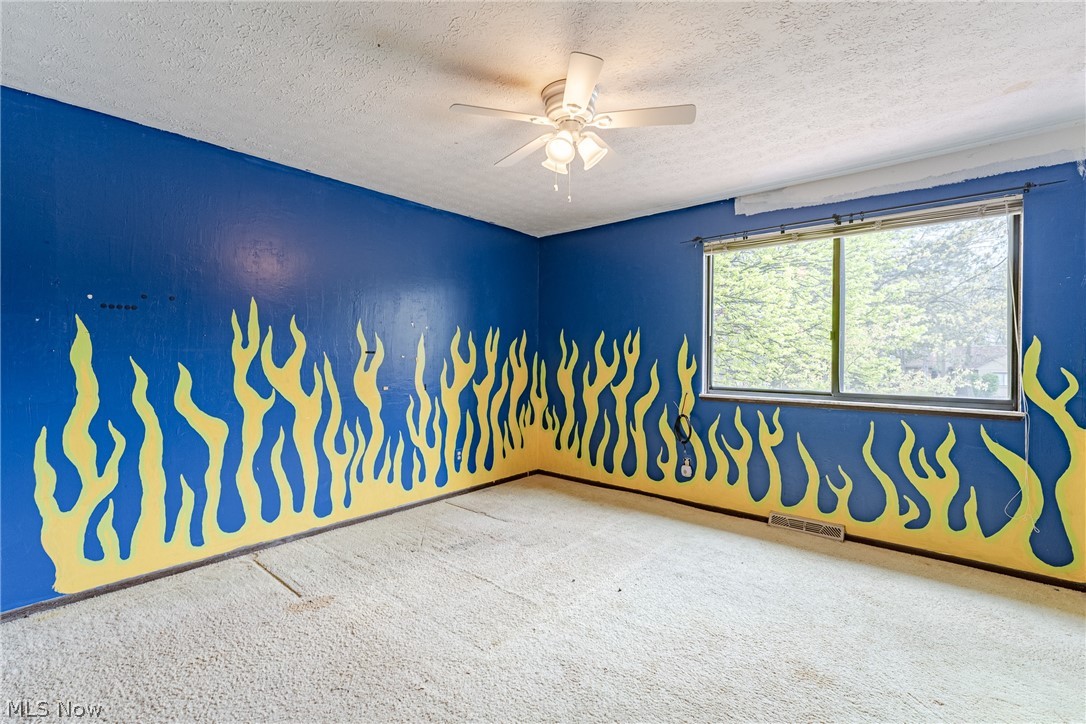 The Villages Condo - Residential