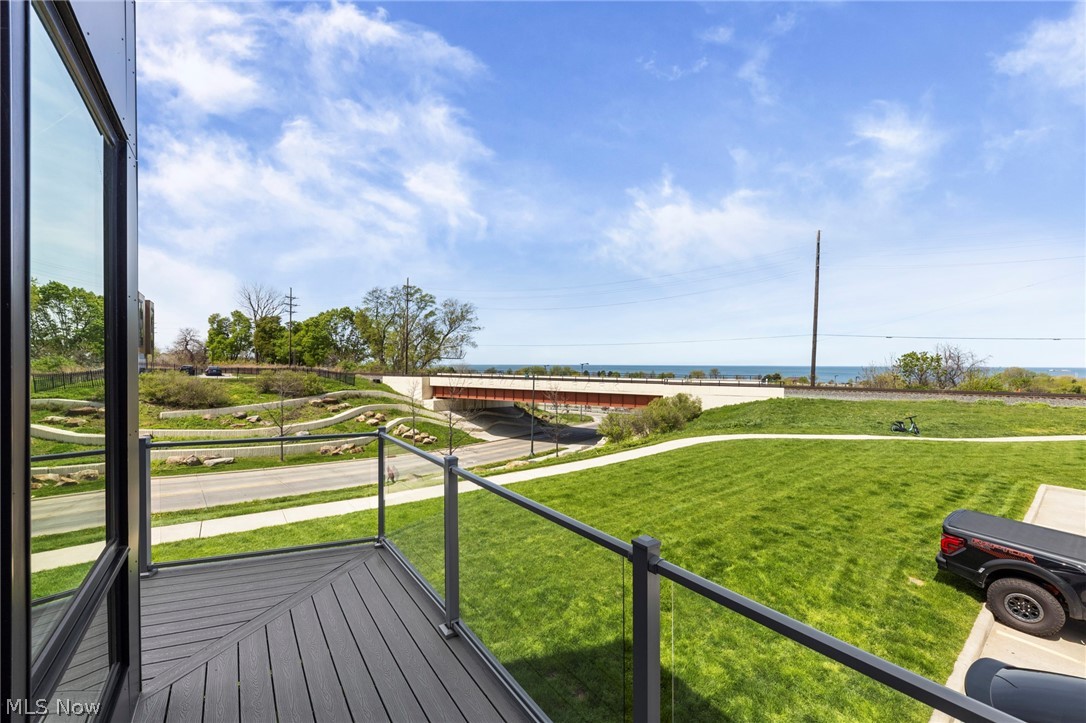 Battery Park Lakeside Twnhms Con - Residential