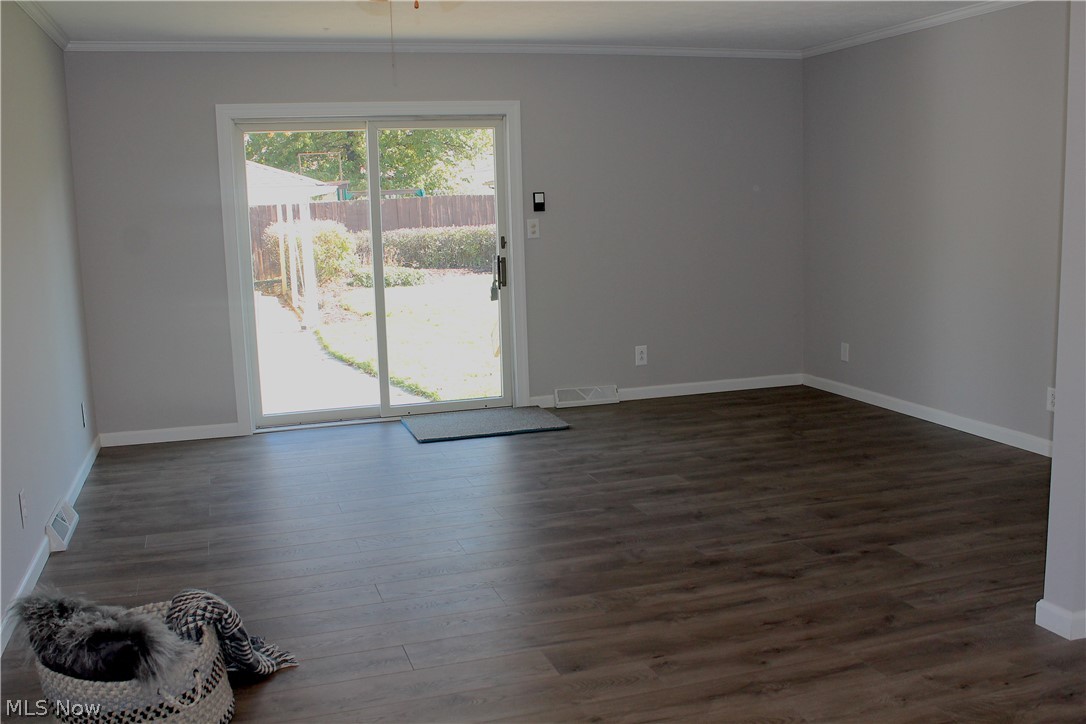 Mina 04 - Residential