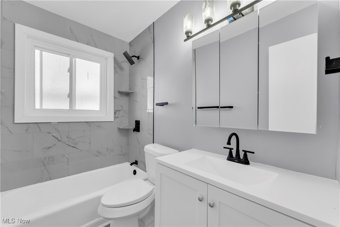 Cottage Home - Residential Income