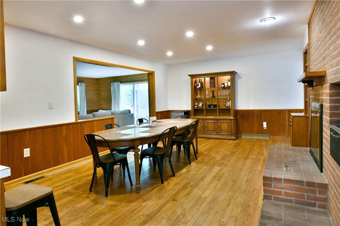 8615 Squirrel Hill Drive, Warren, Ohio image 15